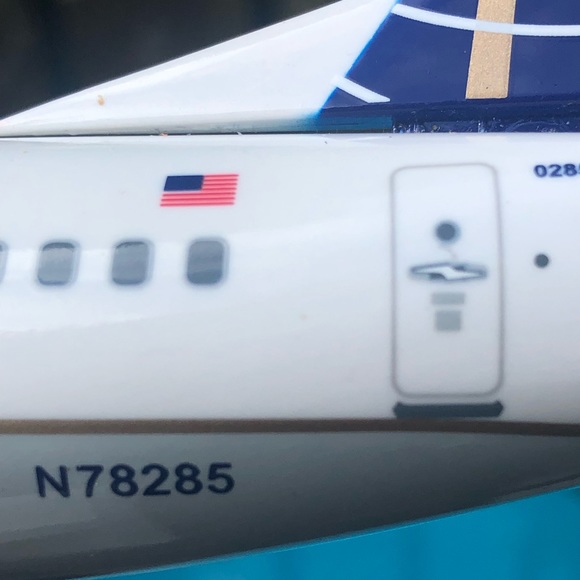 🇺🇸✈️Boeing 737 Airplane Model : United Airlines - Picture 3 of 11